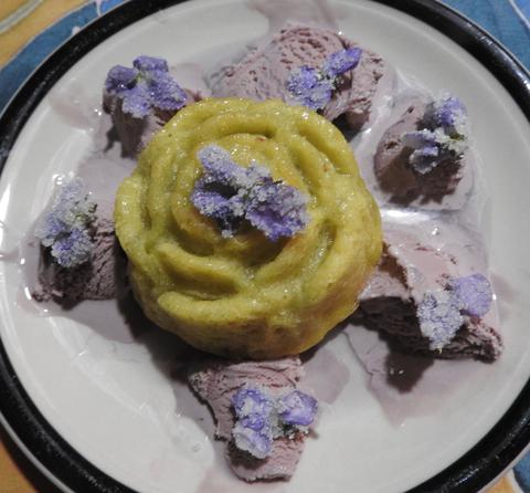 Summer treat with homemade ccandied violets